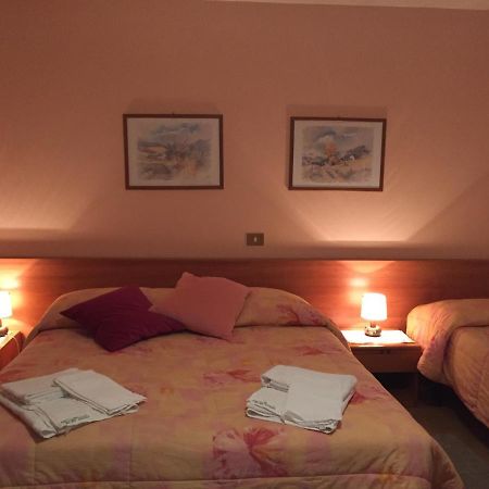 Albergo Miramonti アルタ・テルメ エクステリア 写真