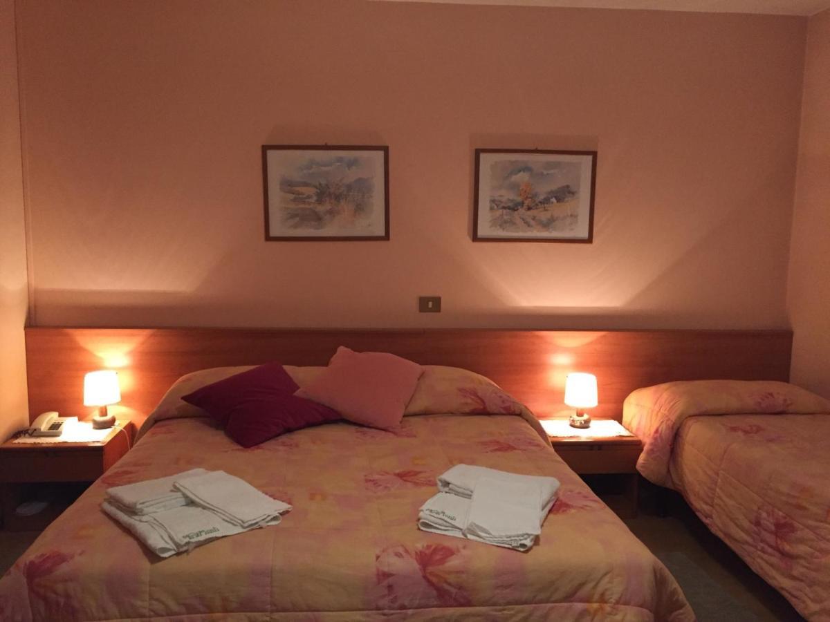 Albergo Miramonti アルタ・テルメ エクステリア 写真