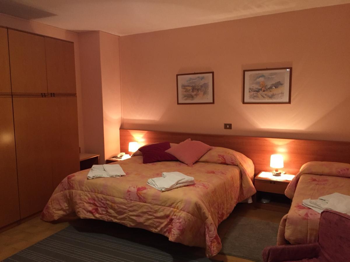 Albergo Miramonti アルタ・テルメ エクステリア 写真