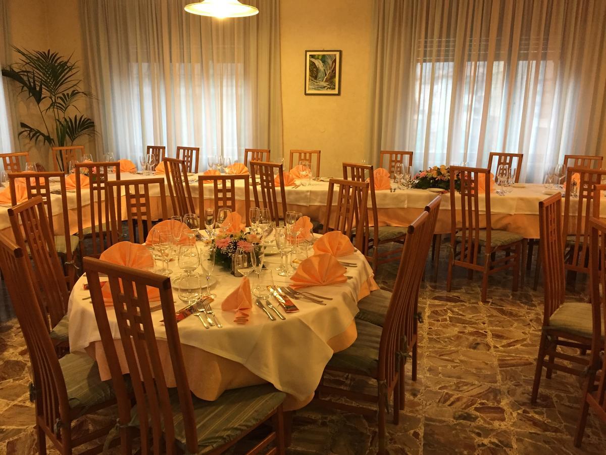 Albergo Miramonti アルタ・テルメ エクステリア 写真